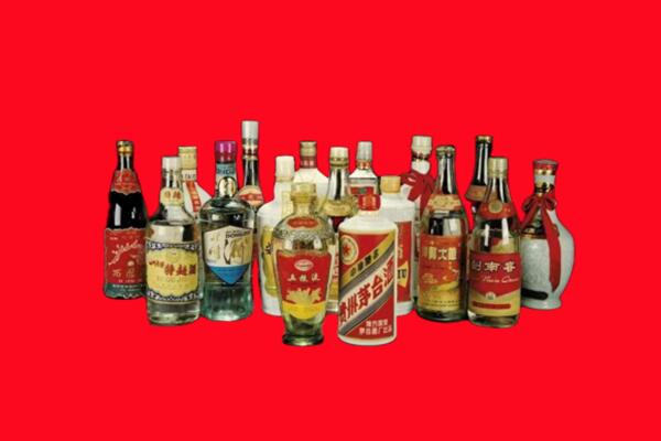 漳州诏安县回收十八老酒.jpg